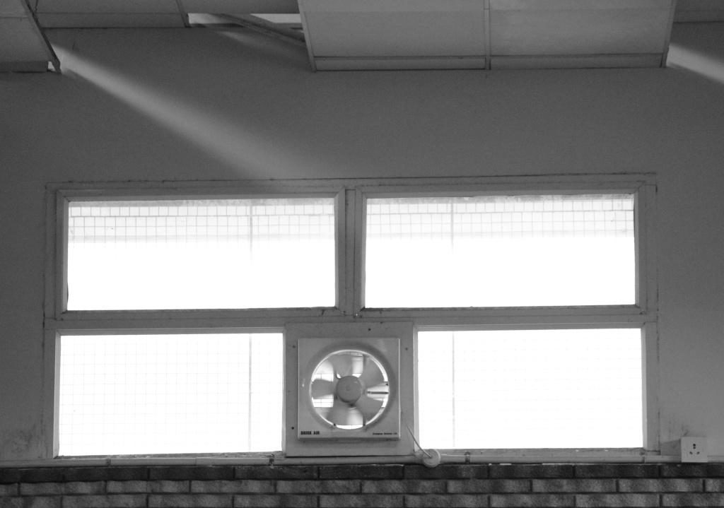 Ventilation and lighting in the Hall