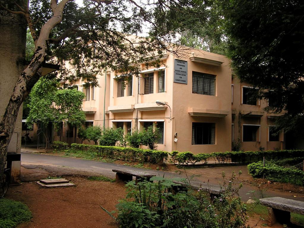 Divecha Centre